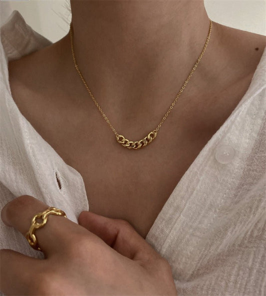 Clavicle Plate Chain - LOMEO