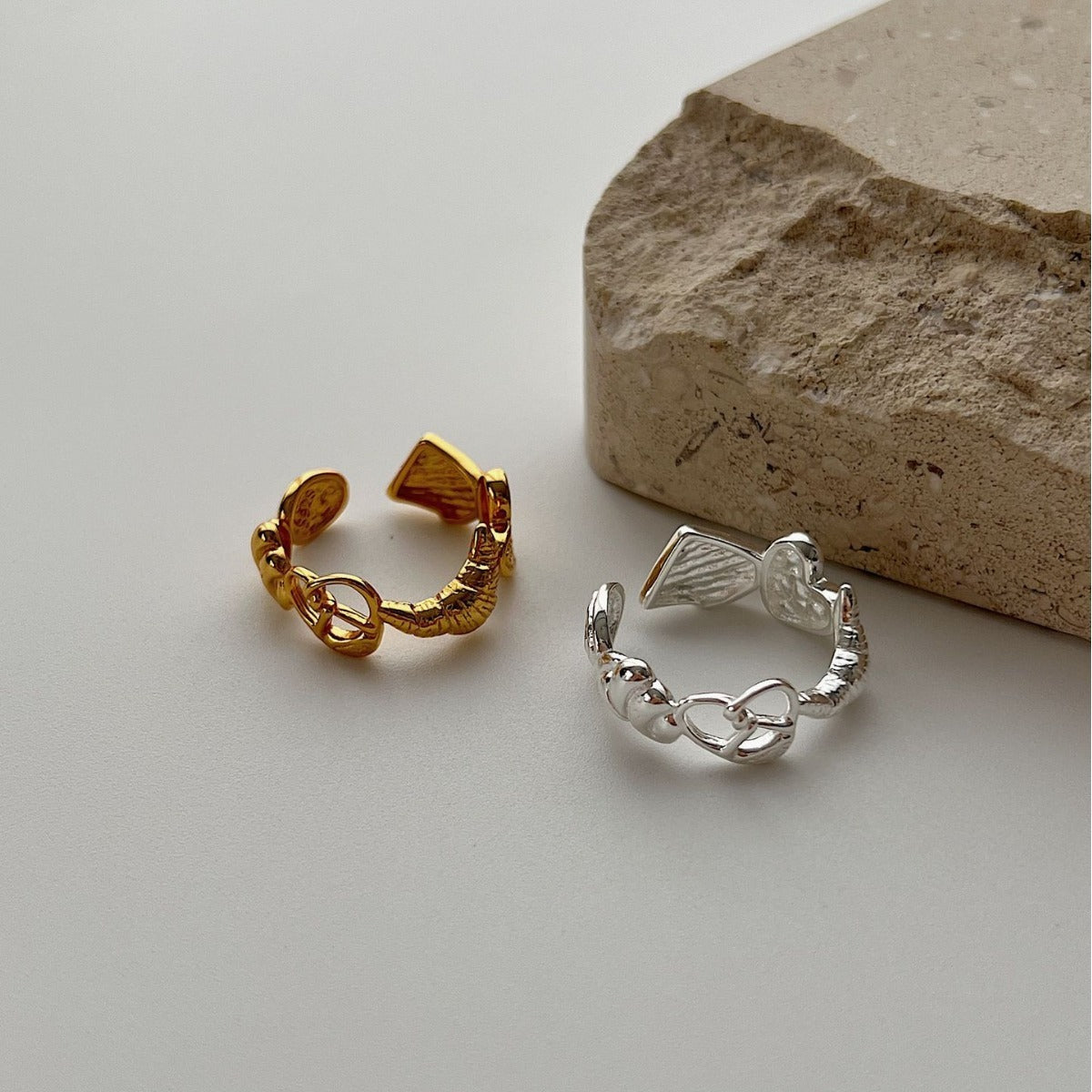 クロワッサンレトロリング - LOMEO