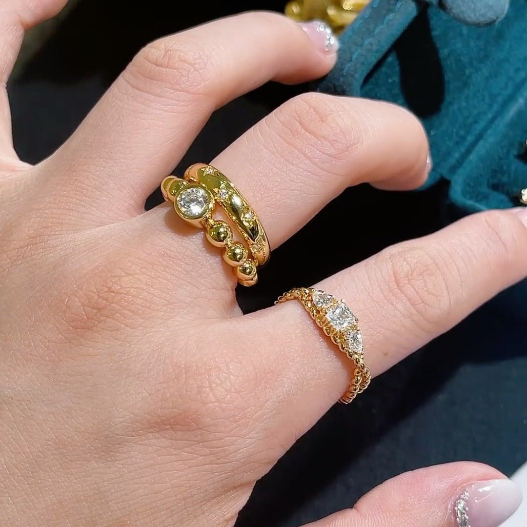 エレガントツイスト・ラグジュアリーダイヤモンドリング - LOMEO