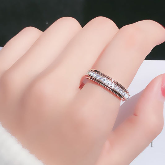 【全3色】そっと、心を整えるリング — Spinner Ring