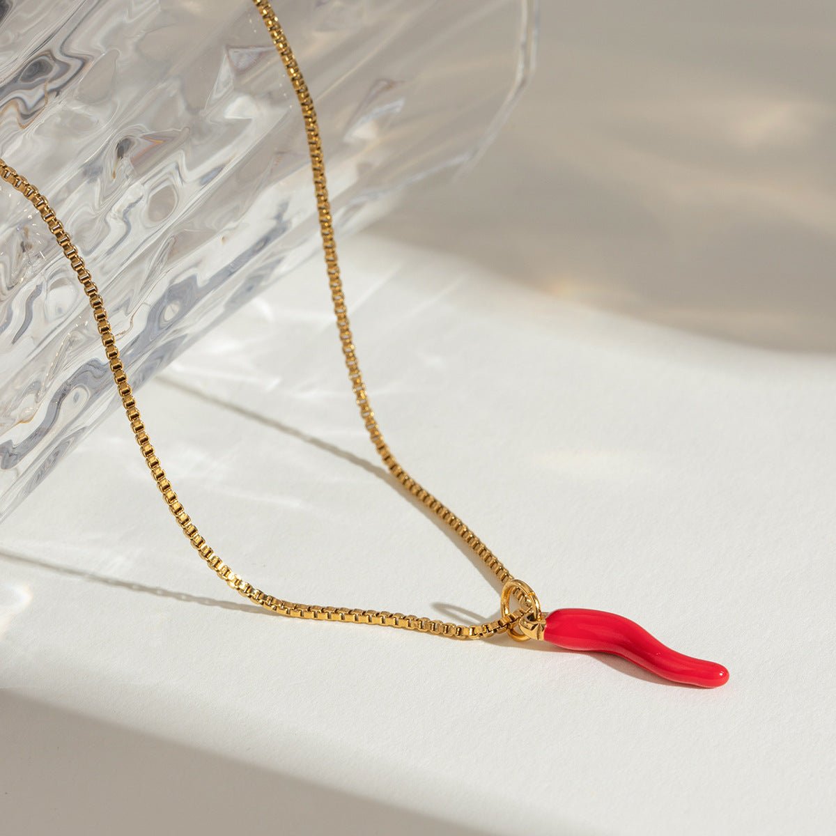 Chili pendant necklace - LOMEO
