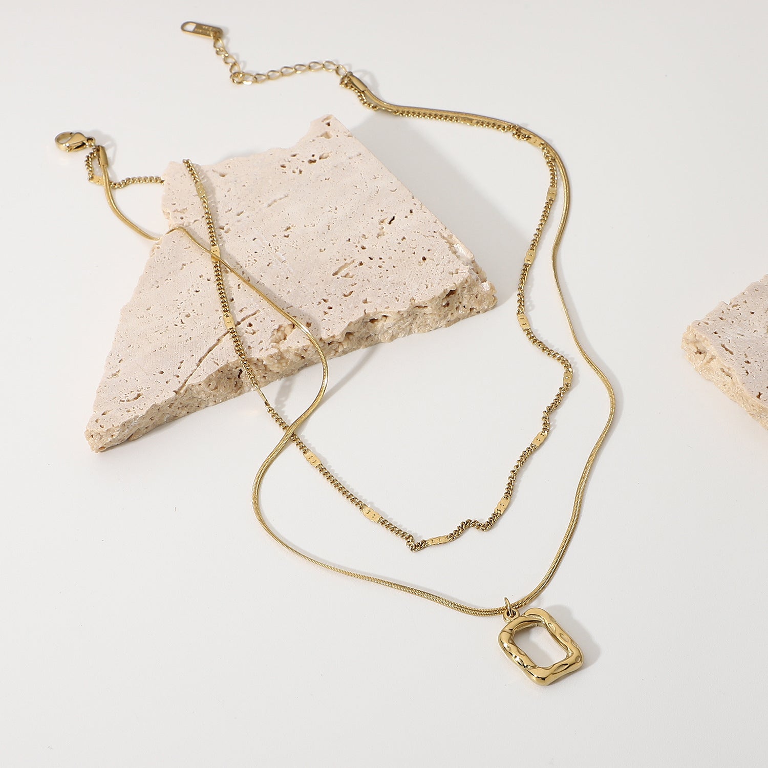 プチプラネックレス Double Hammered Hollow Square Pendant Necklace